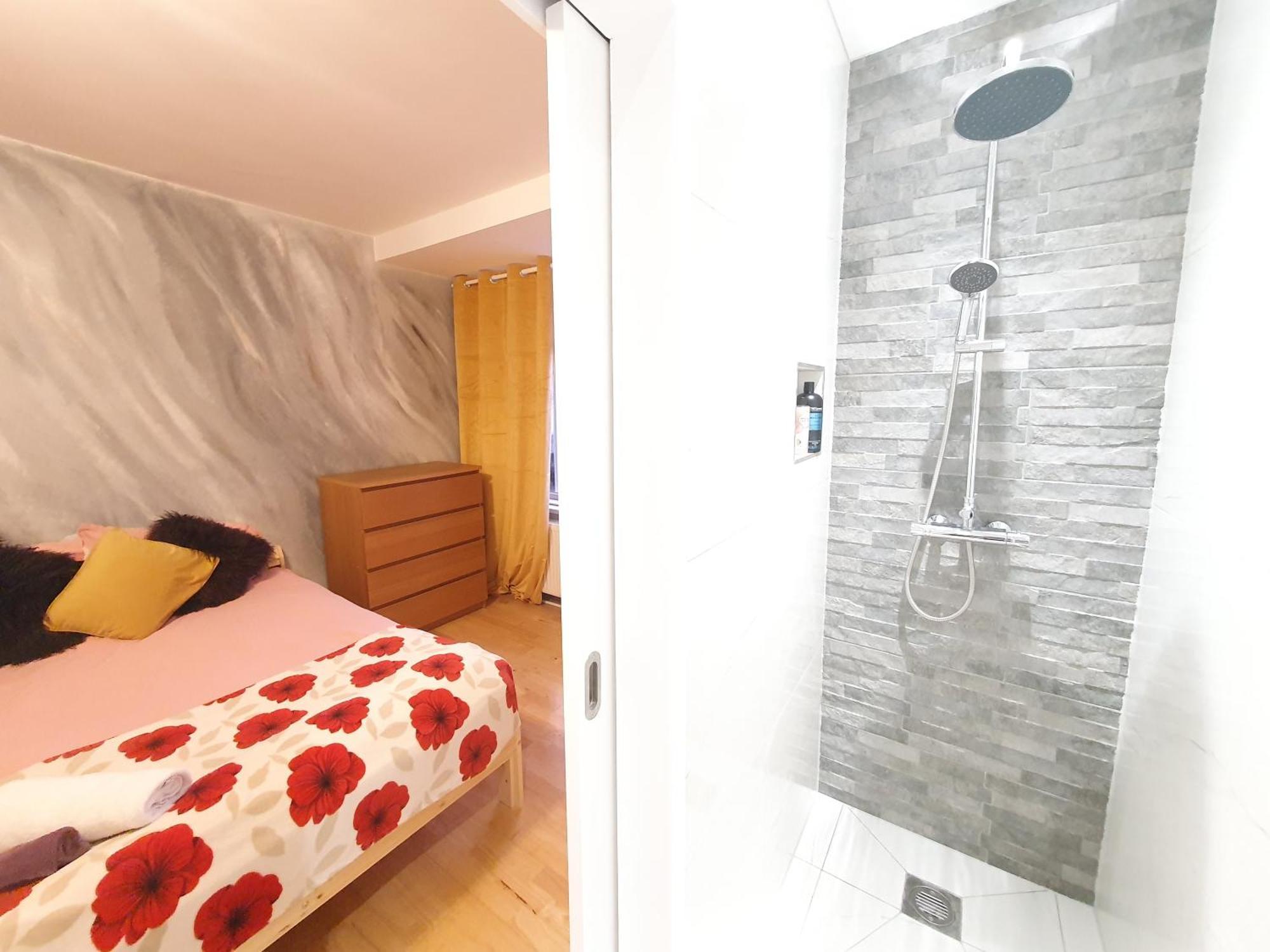 Beautiful Guest Rooms, Free Parking, 30Min Heathrow, 40Min Wembley, 60Min Central London Greenford  Værelse billede